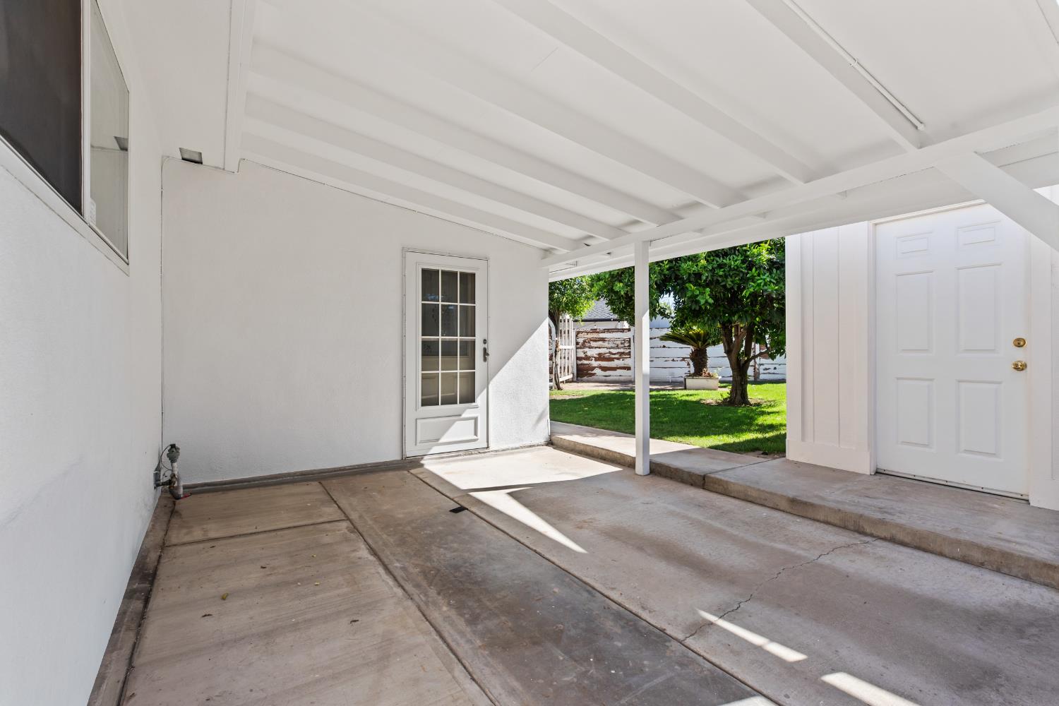 1008 Colonial Court Modesto, CA 95350 - Photo 19 of 40