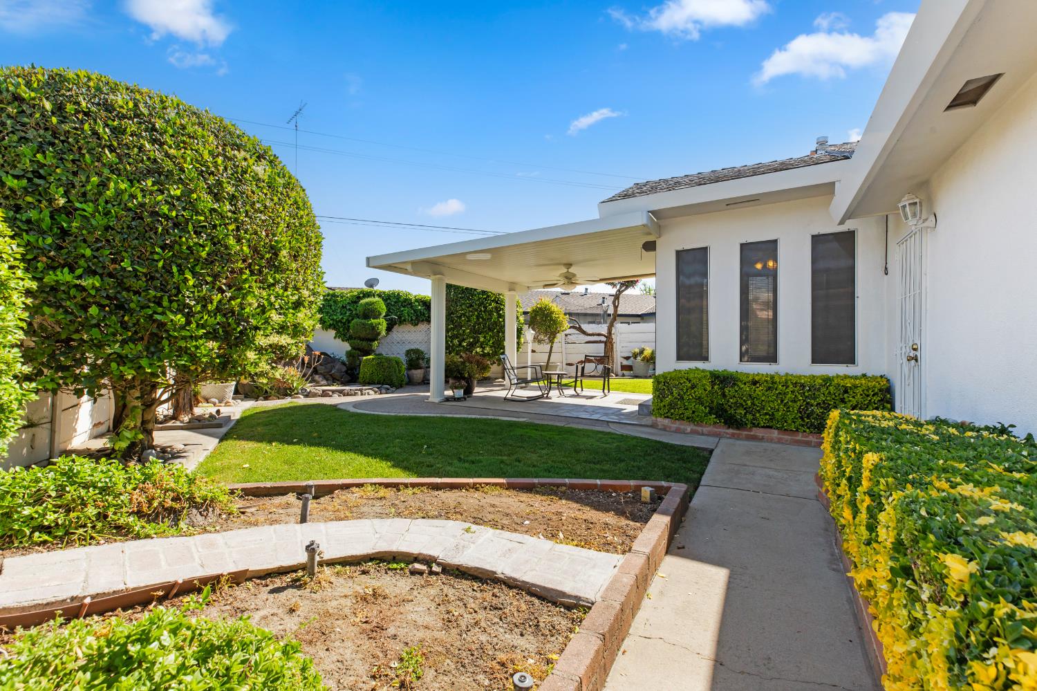 1008 Colonial Court Modesto, CA 95350 - Photo 28 of 40