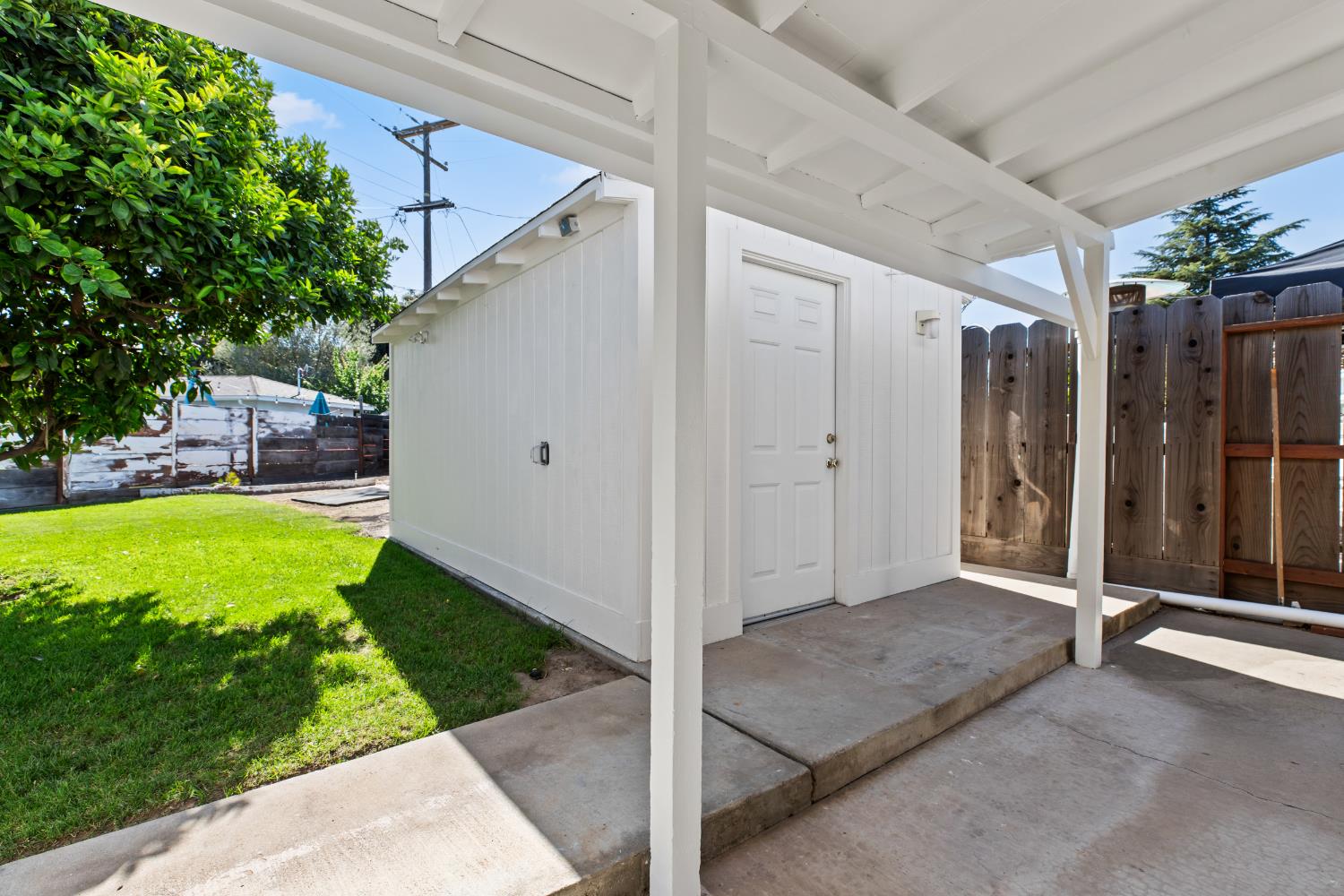 1008 Colonial Court Modesto, CA 95350 - Photo 32 of 40