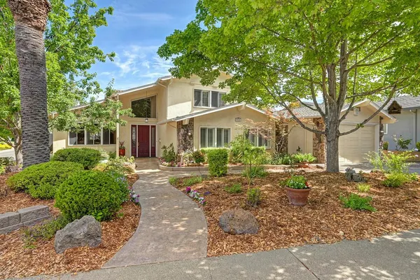 $695,000 | 7121 Willey Way, Carmichael, CA 95608