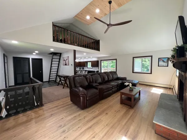 $4,600 | 10 Rocky Road, Winhall, VT 05340