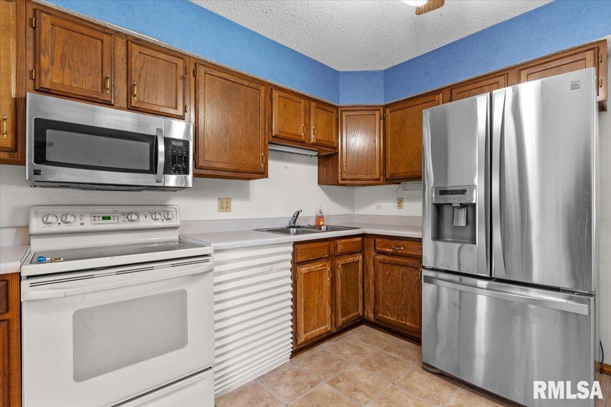 3006 Sandgate Road Springfield, IL 62702 - Photo 16 of 37