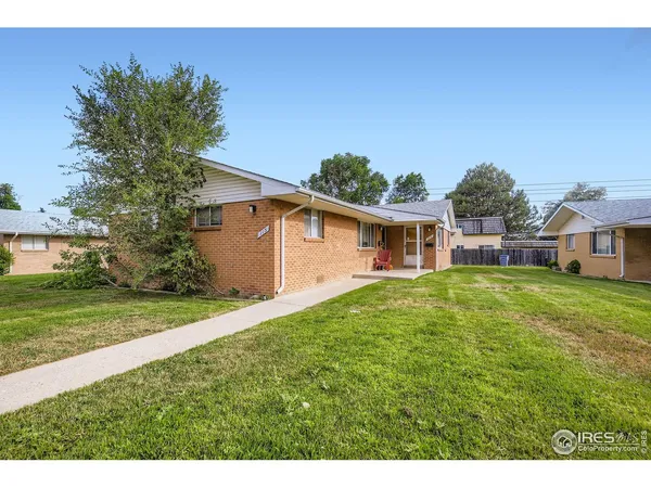 $299,000 | 117 Valentine Lane, Longmont, CO 80501