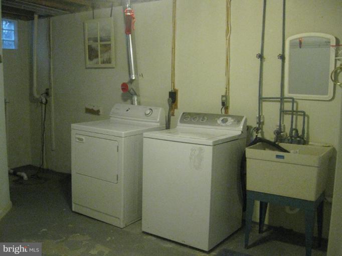 8100 Timberbrooke Road Rosedale, MD 21237 - Photo 19 of 20 Laundry Area 1