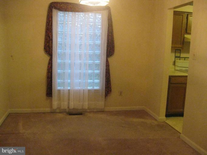 8100 Timberbrooke Road Rosedale, MD 21237 - Photo 6 of 20 Dining Room