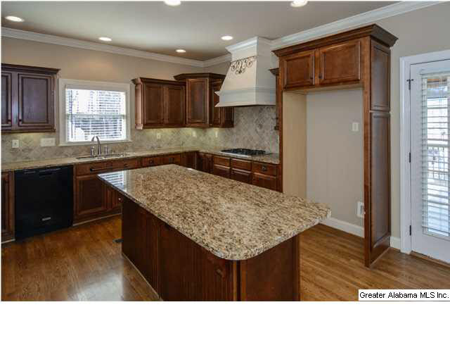 525 Wild Ridge Circle Pelham, AL 35124 - Photo 3 of 32