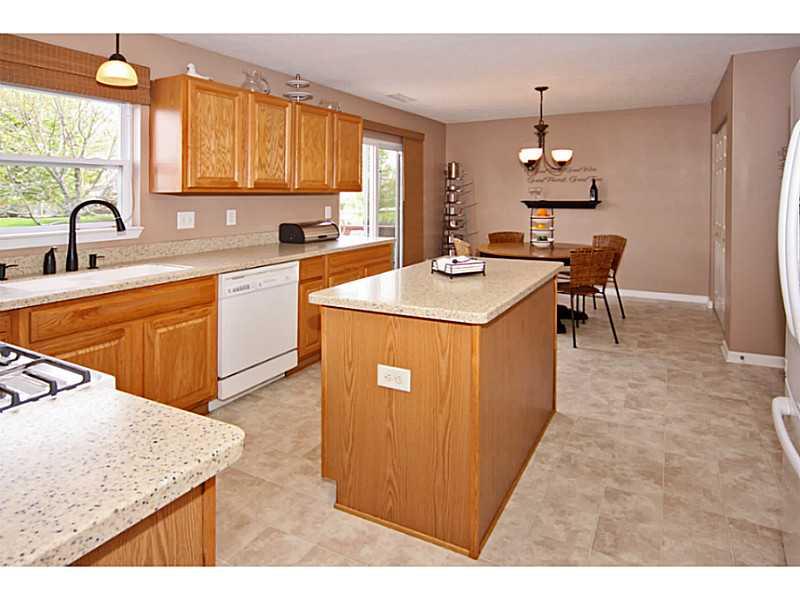 921 Pine Ridge Way Brownsburg, IN 46112 - Photo 12 of 23 Gallery Image 12