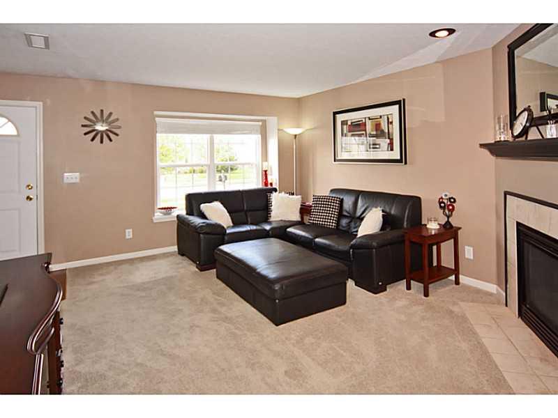 921 Pine Ridge Way Brownsburg, IN 46112 - Photo 5 of 23 Gallery Image 5