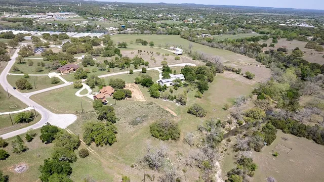 $215,000 | 113 Vista Sendero, Unit 120, Blanco, TX 78606