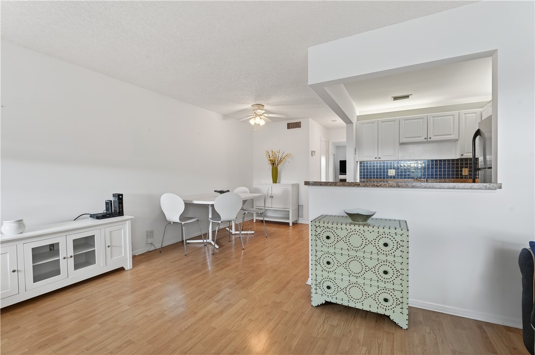 68 Royal Oak Court, Unit 204 Vero Beach, FL 32962 - Photo 12 of 34