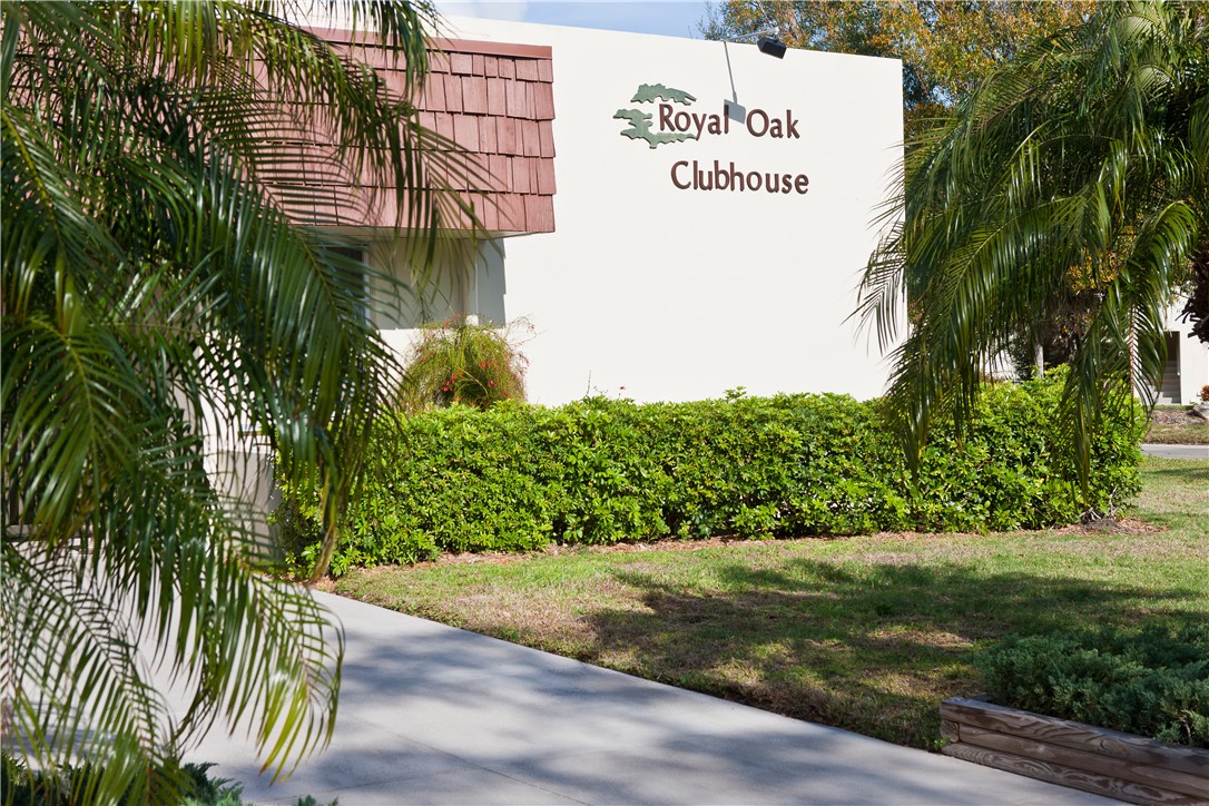 68 Royal Oak Court, Unit 204 Vero Beach, FL 32962 - Photo 26 of 34