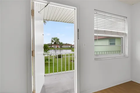 $98,000 | 68 Royal Oak Court, Unit 204, Vero Beach, FL 32962