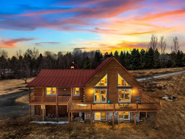 $711,000 | 529 Cutler Corner Road, Barre Town, VT 05641