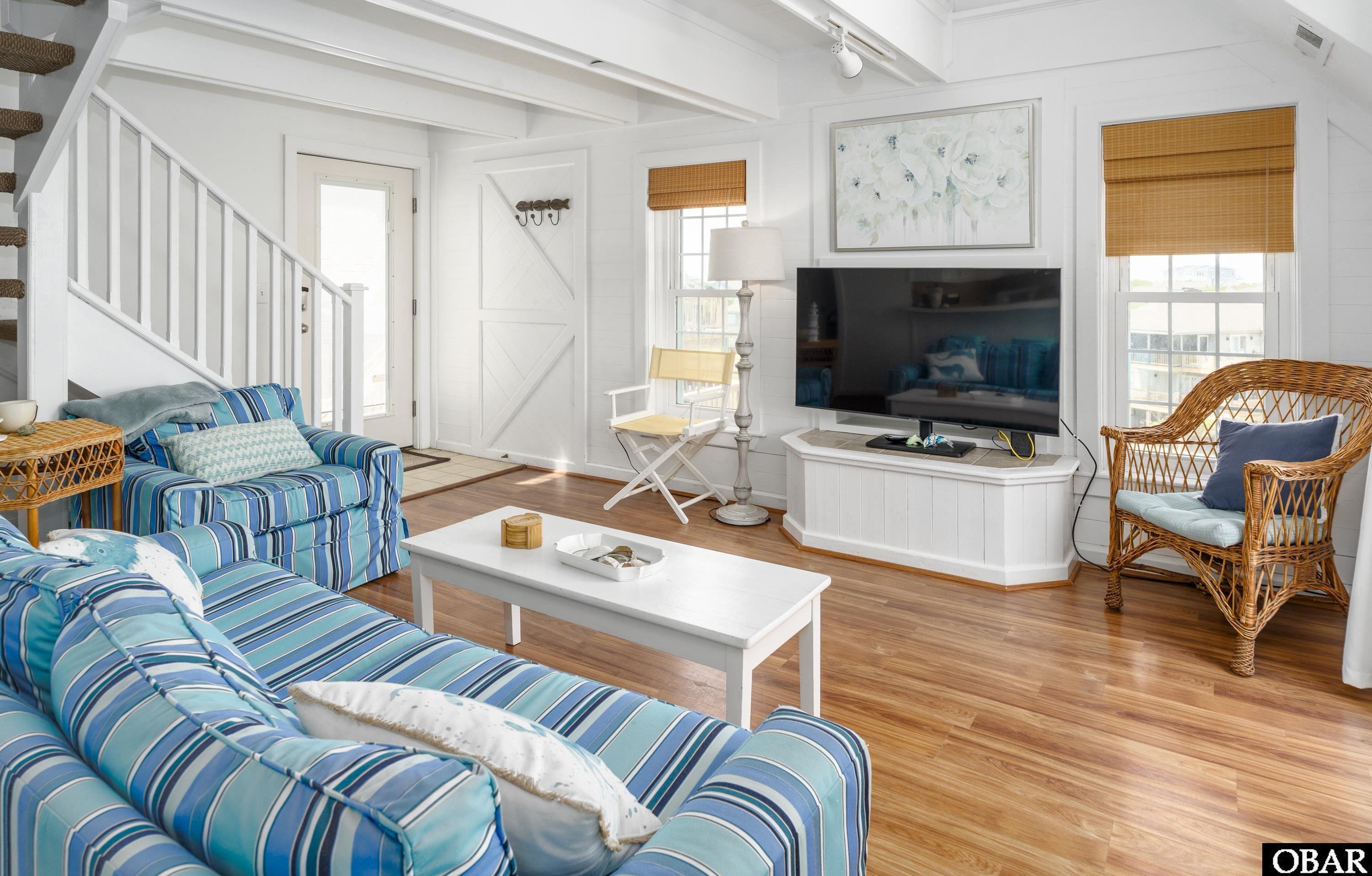 1245 Duck Road, Unit 210 Duck, NC 27949 - Photo 7 of 41 BEACH CHIC