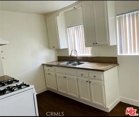 $2,500 | 6606 Denver Avenue, Los Angeles, CA 90044