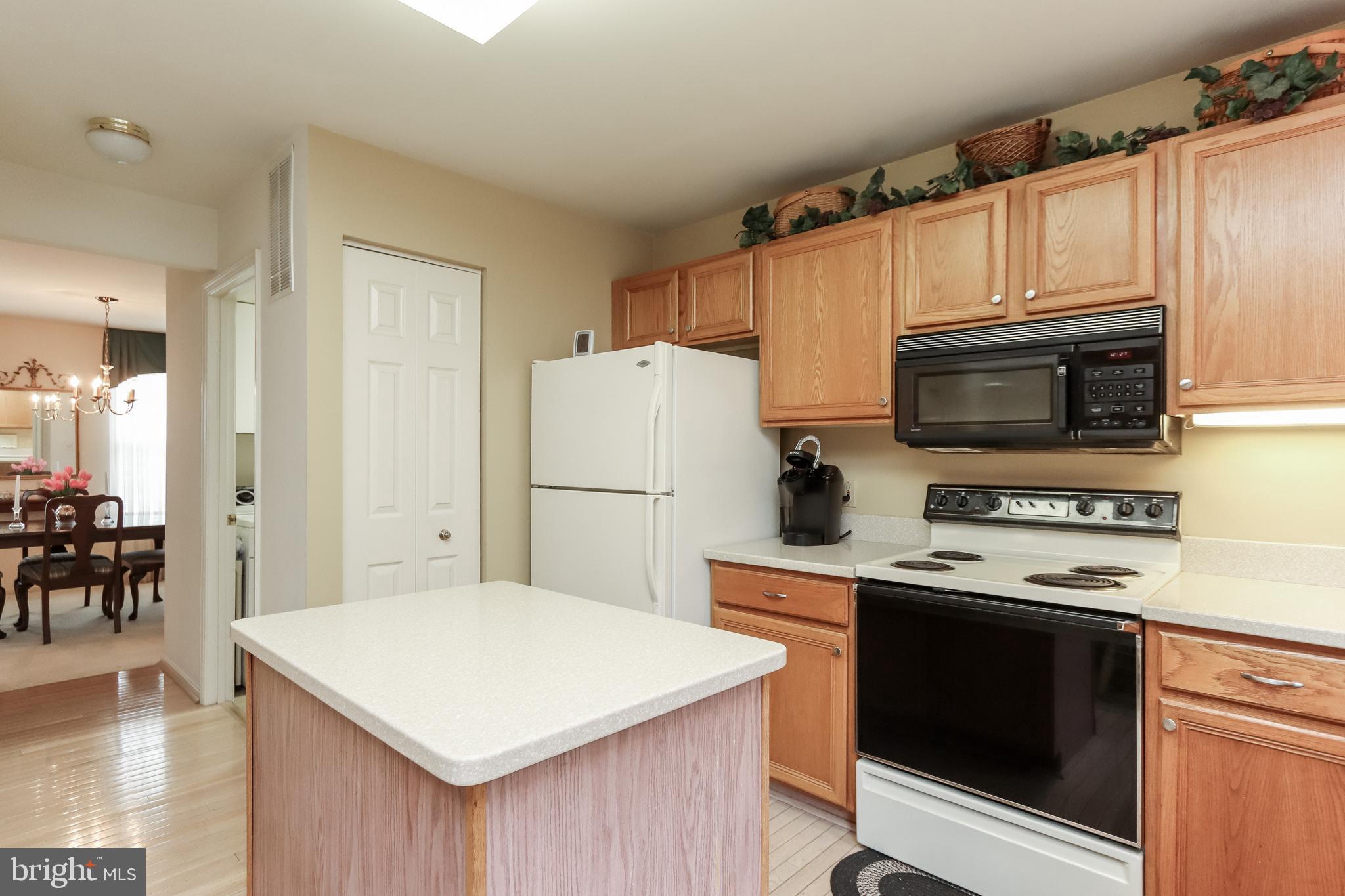 1 Bell Road Westminster, MD 21158 - Photo 11 of 50 Kitchen w/island and pantry