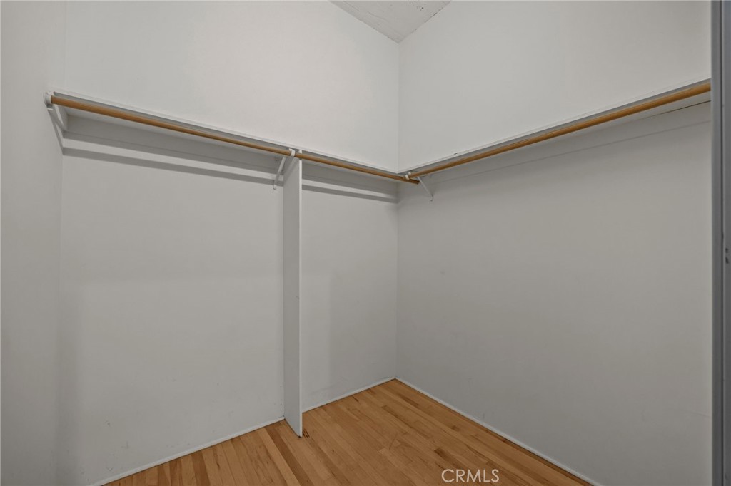 420 San Pedro Street, Unit 218 Los Angeles, CA 90013 - Photo 14 of 27 a view of small space