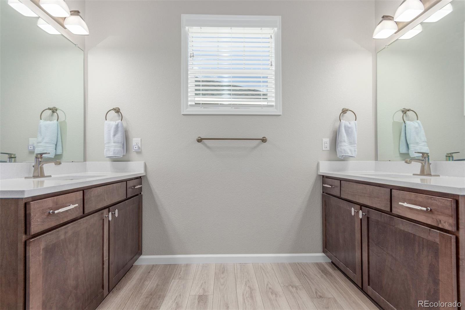 6560 South Addison Way Aurora, CO 80016 - Photo 16 of 28