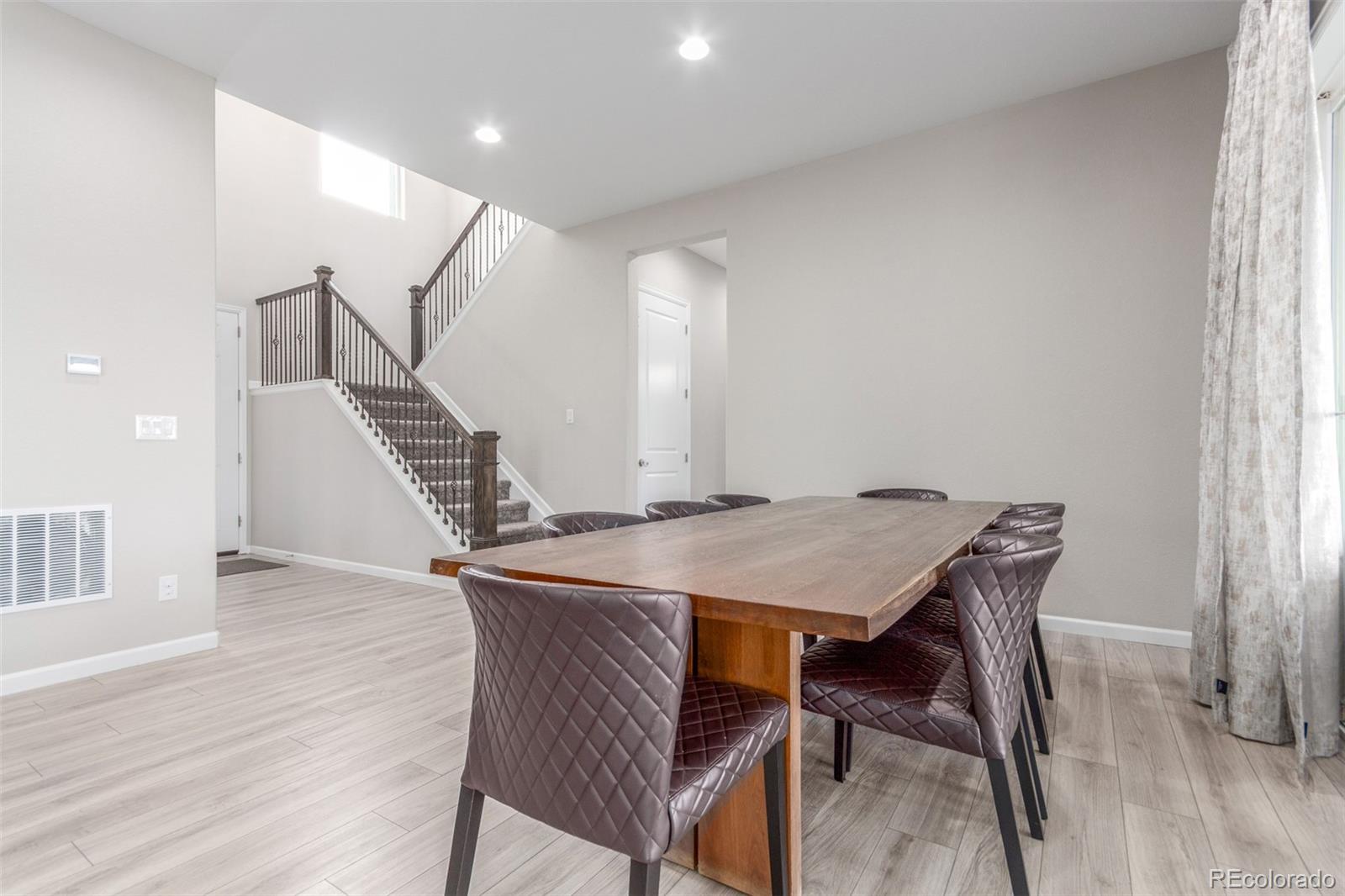 6560 South Addison Way Aurora, CO 80016 - Photo 6 of 28