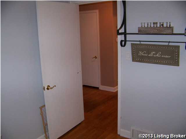 5407 Winding Road Louisville, KY 40214 - Photo 7 of 37 Additional Photo