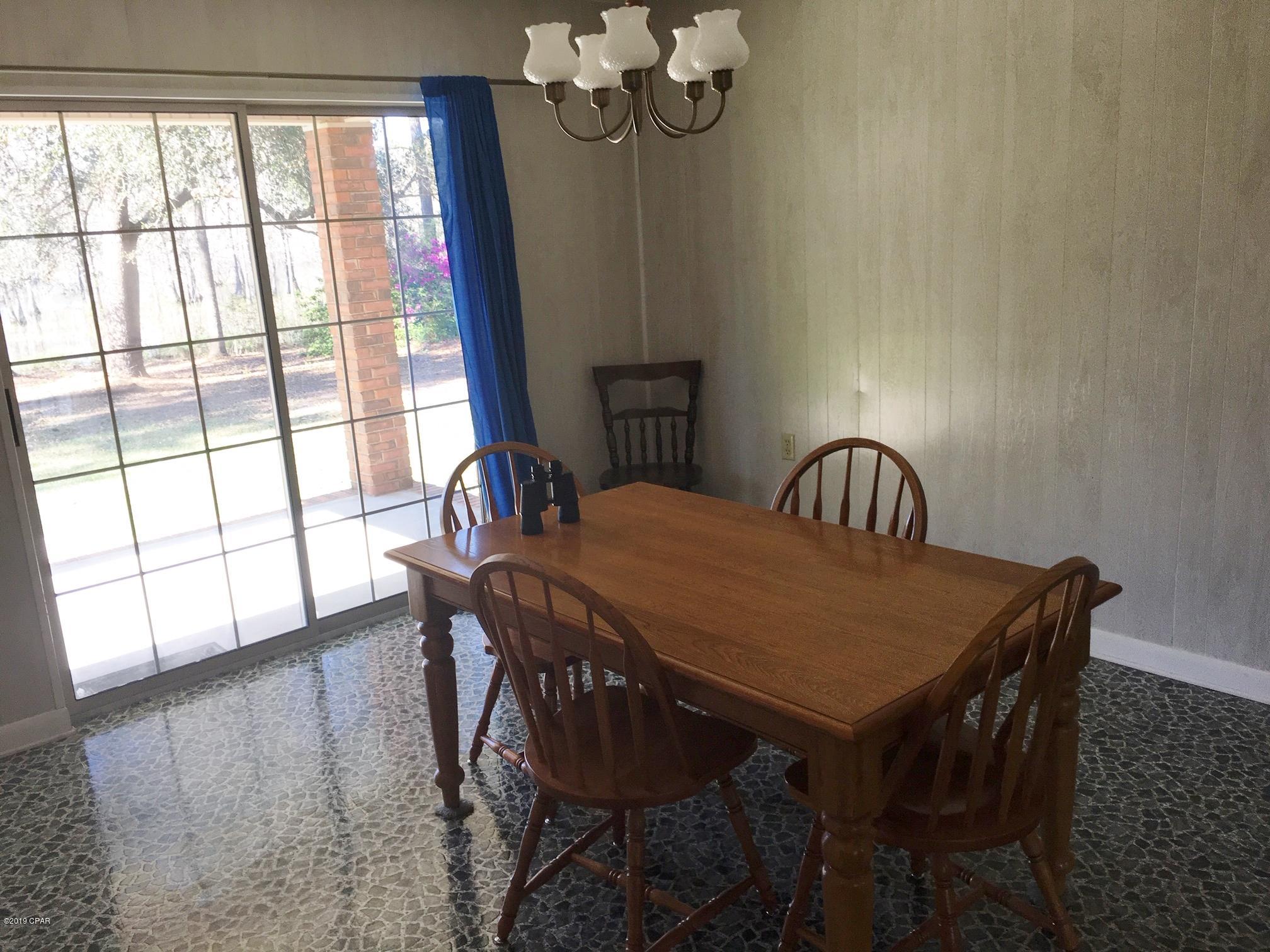 727 Wrights Creek Road Caryville, FL 32427 - Photo 14 of 47