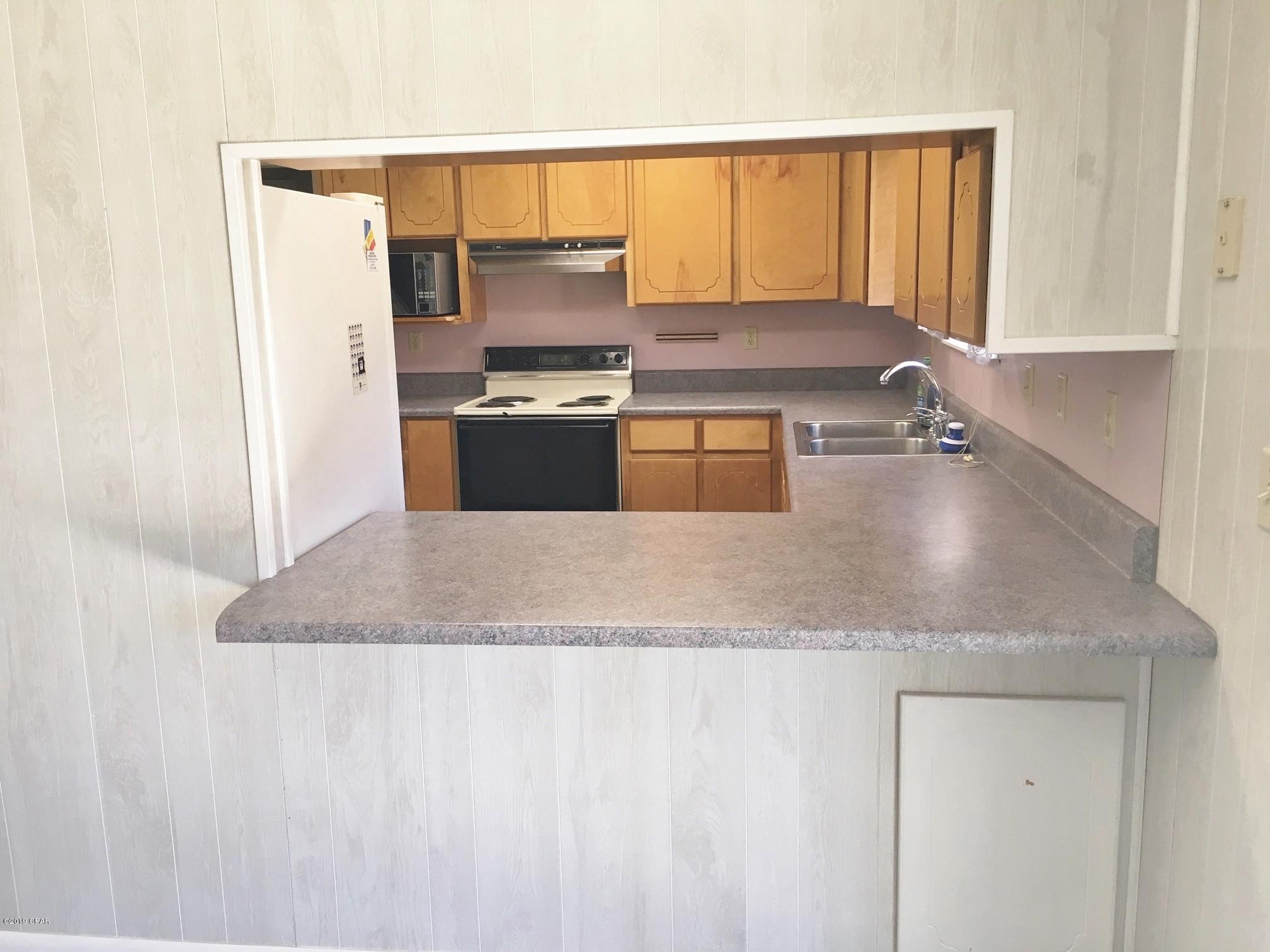 727 Wrights Creek Road Caryville, FL 32427 - Photo 17 of 47