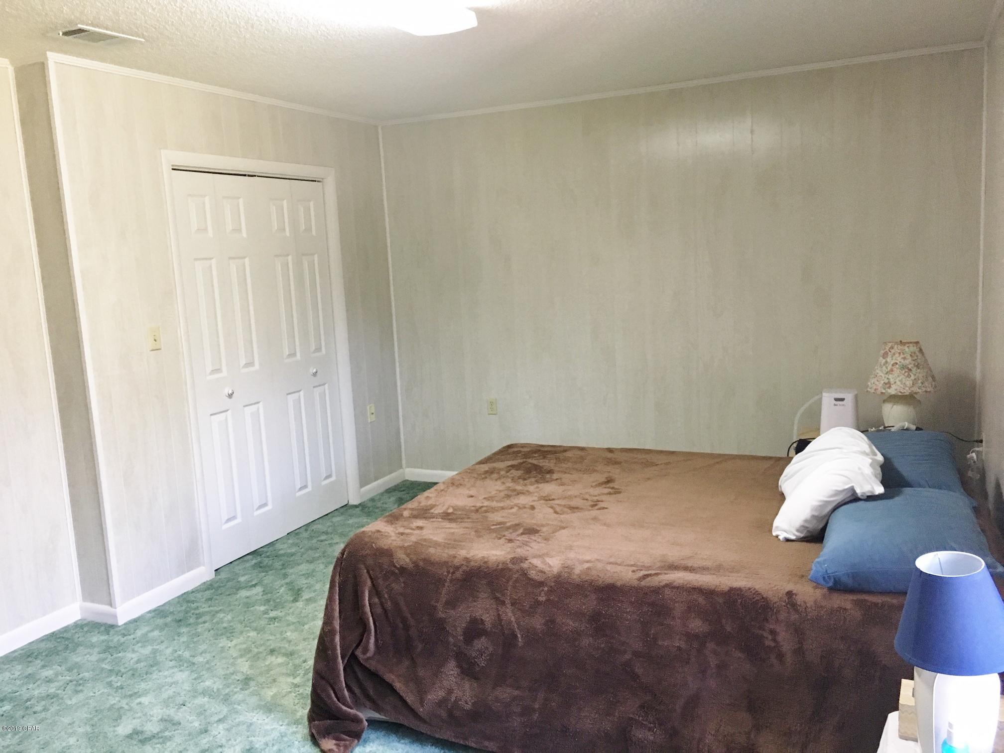 727 Wrights Creek Road Caryville, FL 32427 - Photo 20 of 47