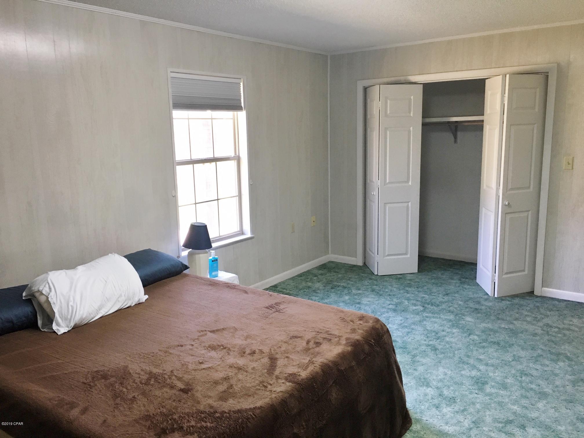 727 Wrights Creek Road Caryville, FL 32427 - Photo 21 of 47