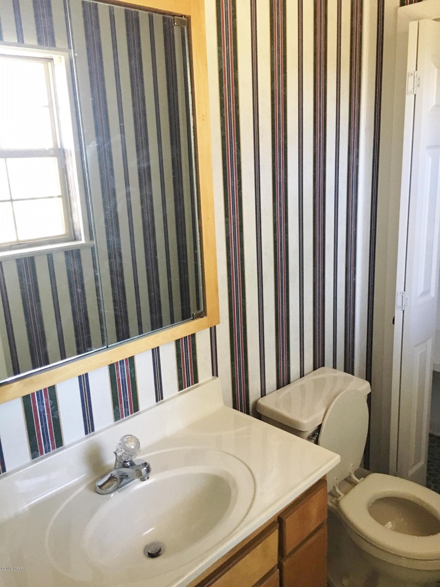 727 Wrights Creek Road Caryville, FL 32427 - Photo 26 of 47