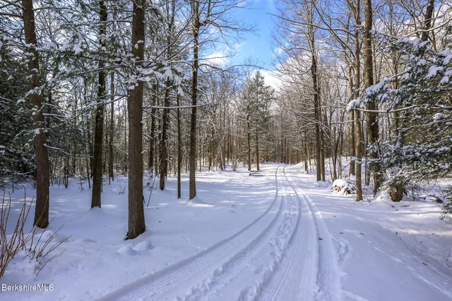 $849,900 | 1335 Swamp Road, Richmond, MA 01254