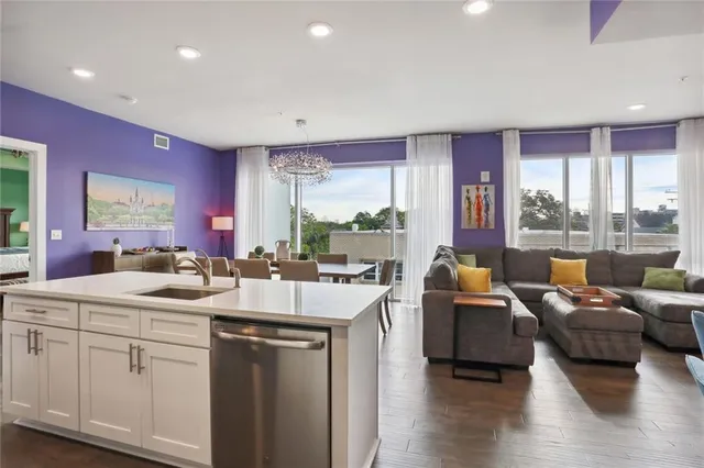 $495,000 | 900 Bartholomew Street, Unit 308, New Orleans, LA 70117