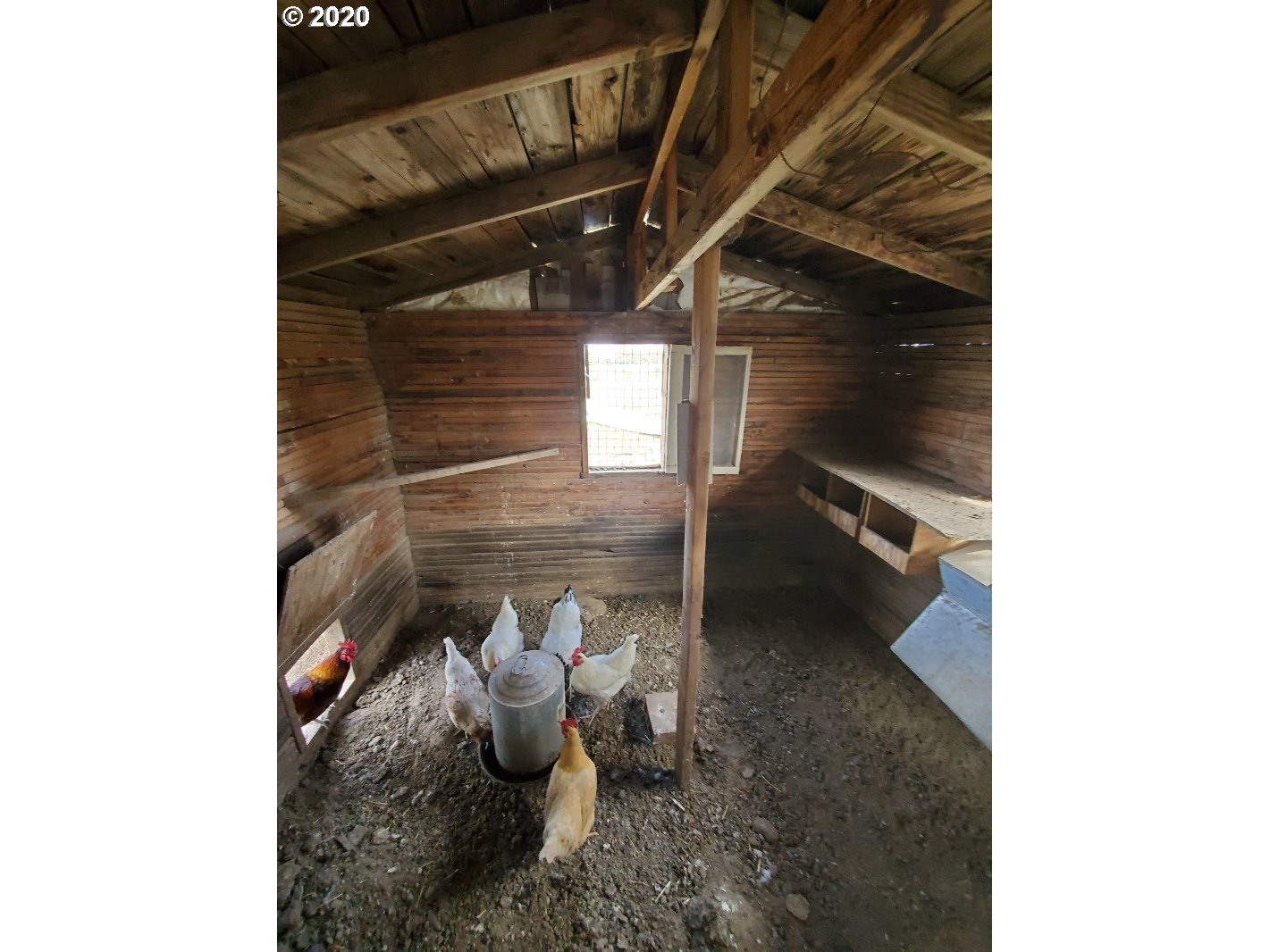 78093 Victor Road Tygh Valley, OR 97063 - Photo 8 of 32 Gallery Image 8