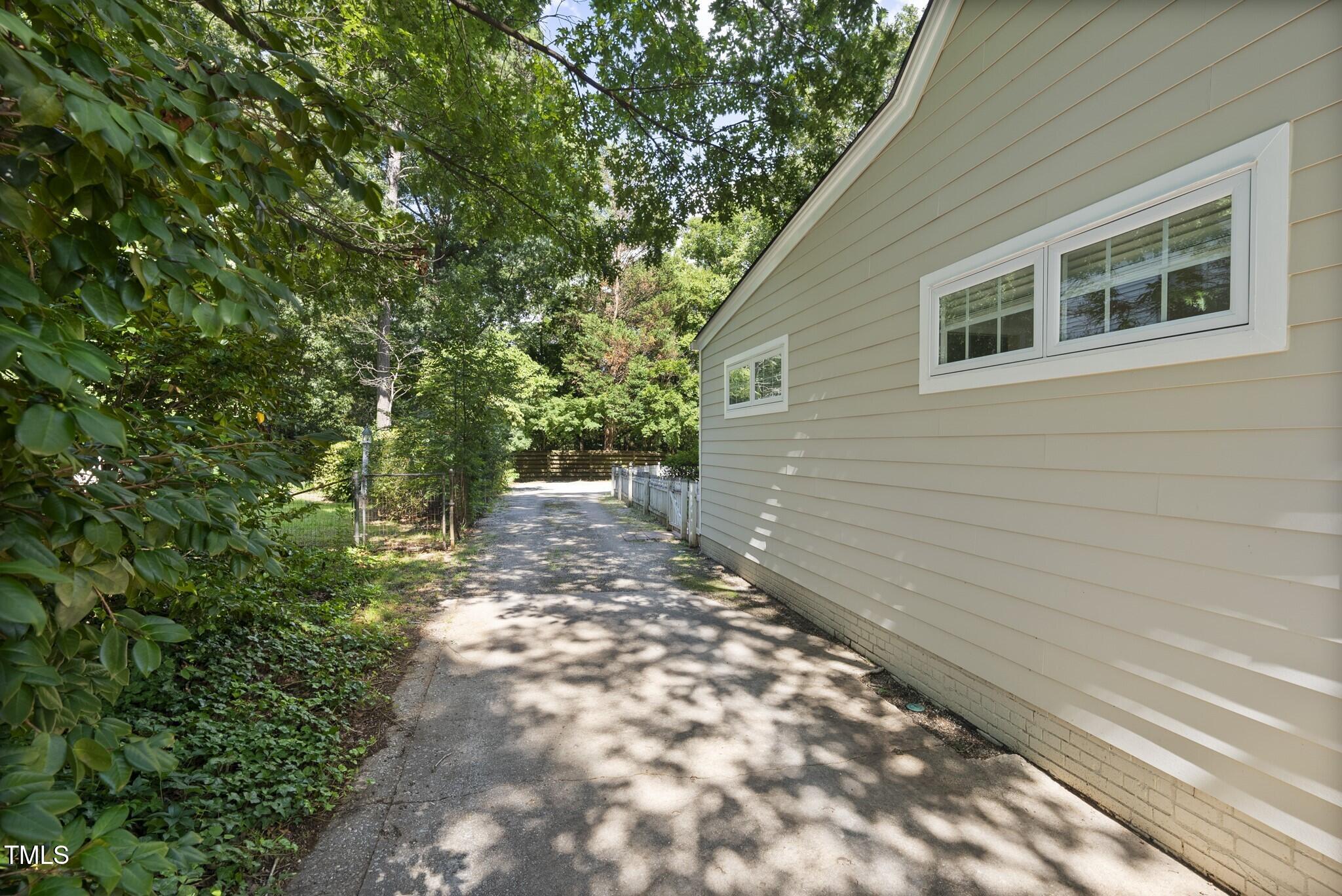 1312 Dixie Trail Raleigh, NC 27607 - Photo 39 of 46 051_DSC08750