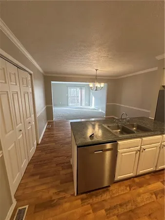 $1,995 | 701 Pine Valley Drive, Imperial, PA 15126
