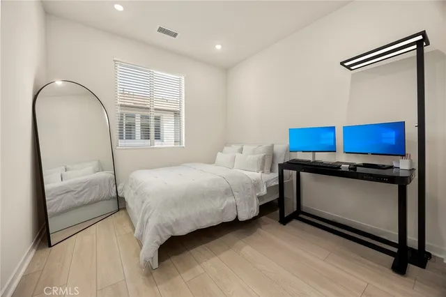 $739,800 | 1968 Via De La Luna, Placentia, CA 92870