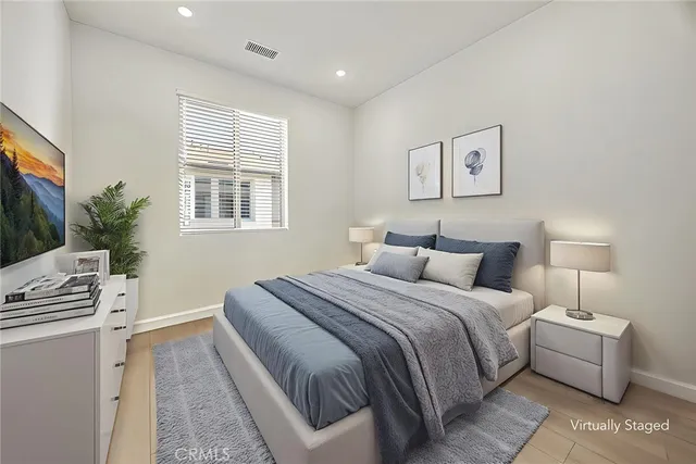 $739,800 | 1968 Via De La Luna, Placentia, CA 92870