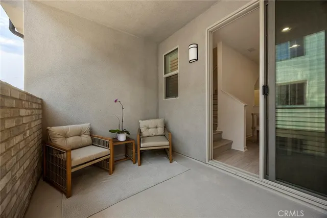 $739,800 | 1968 Via De La Luna, Placentia, CA 92870