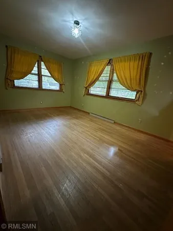 $3,500 | 1952 Oak Knoll Drive, White Bear Lake, MN 55110