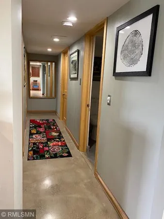 $3,500 | 1952 Oak Knoll Drive, White Bear Lake, MN 55110