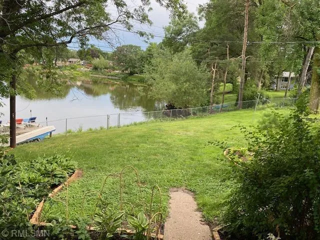 $4,000 | 1952 Oak Knoll Drive, White Bear Lake, MN 55110