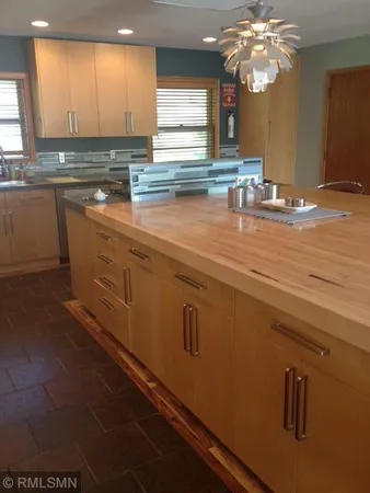 $3,500 | 1952 Oak Knoll Drive, White Bear Lake, MN 55110