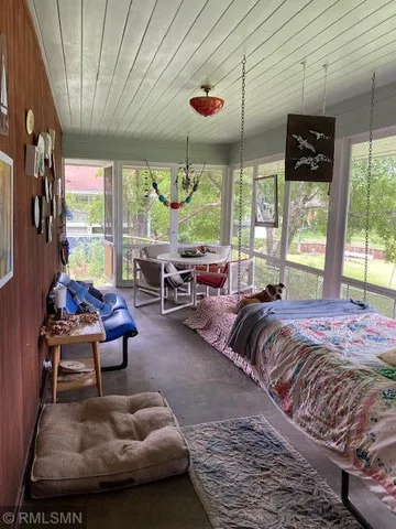 $4,000 | 1952 Oak Knoll Drive, White Bear Lake, MN 55110