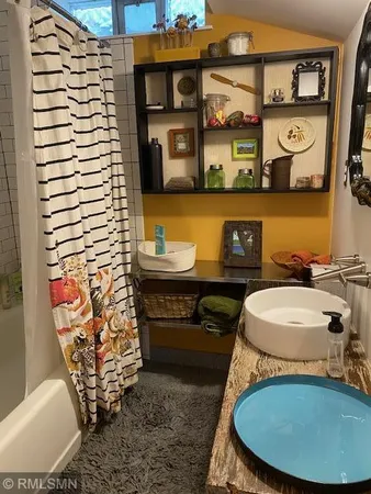 $3,500 | 1952 Oak Knoll Drive, White Bear Lake, MN 55110