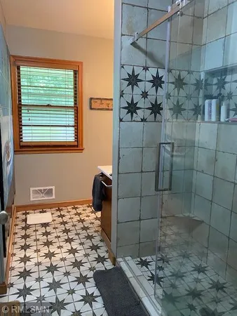 $3,500 | 1952 Oak Knoll Drive, White Bear Lake, MN 55110