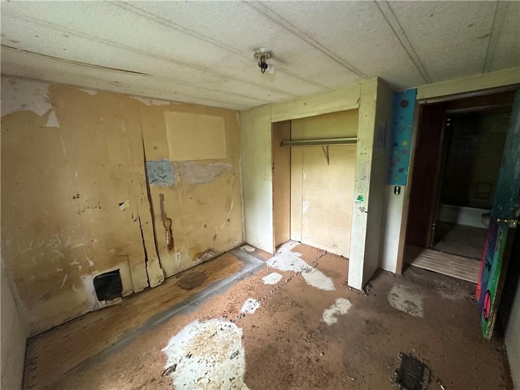 22 Howes Lane Fredericktown, PA 15333 - Photo 27 of 30 a view of livingroom with painted walls