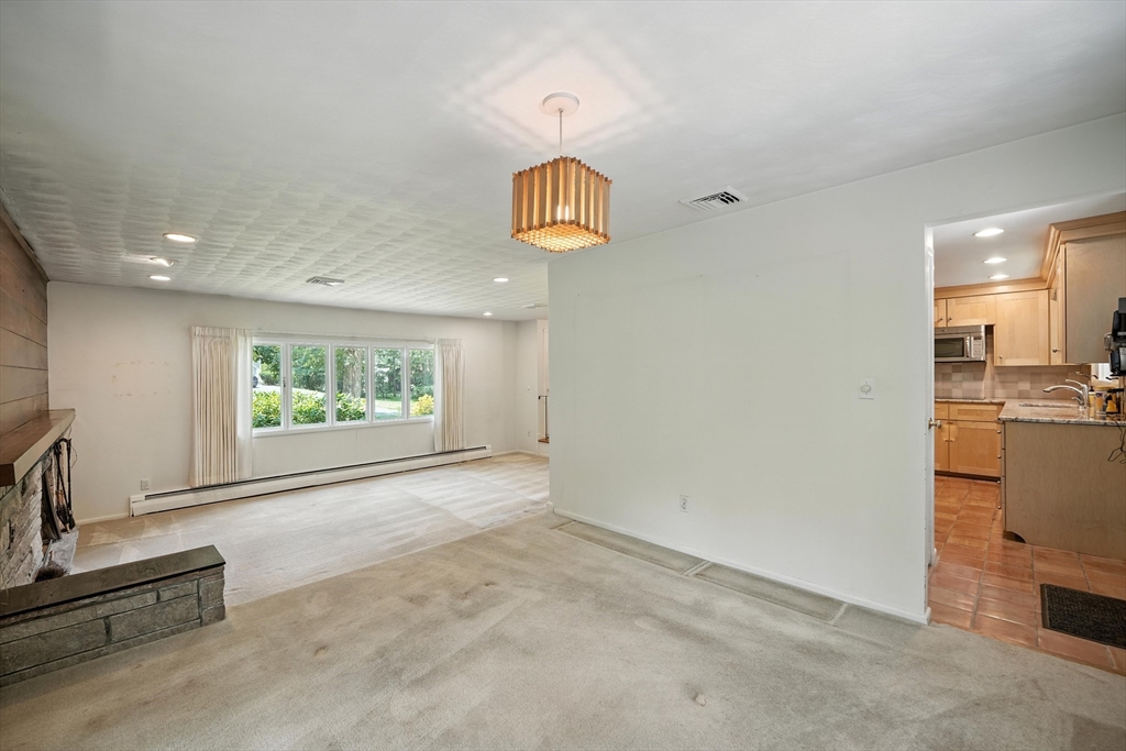 5 Ashwood Road Acton, MA 01720 - Photo 11 of 25 Gallery Image 11