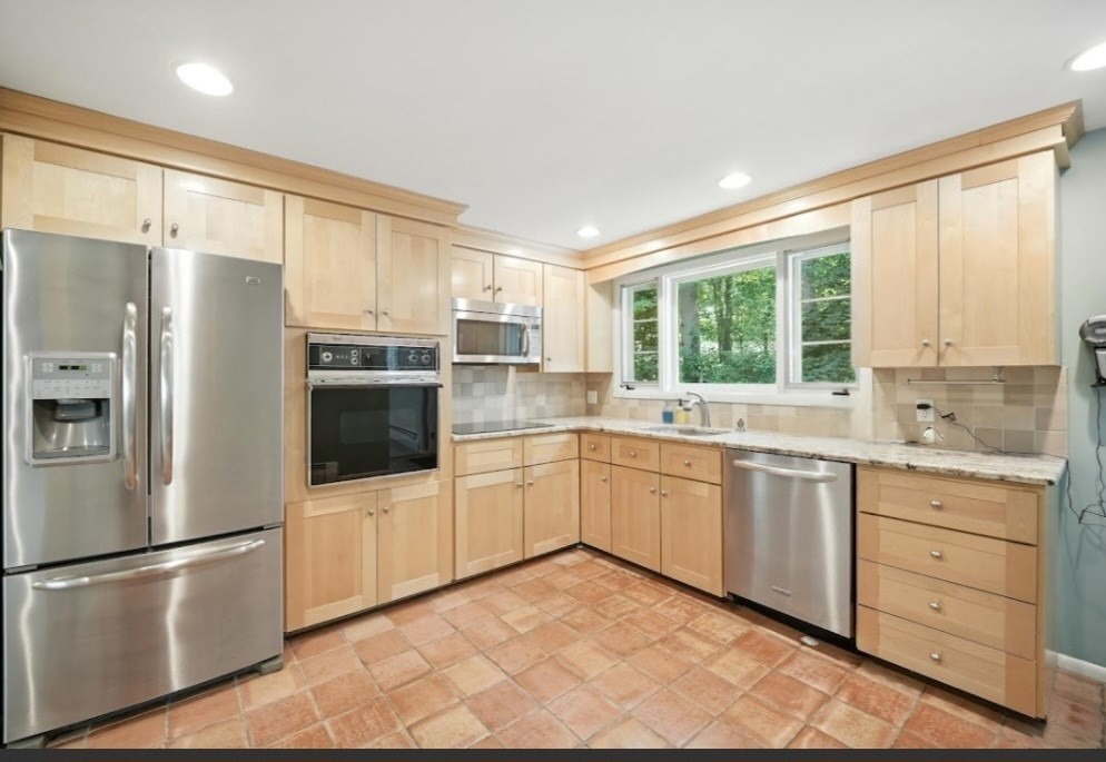 5 Ashwood Road Acton, MA 01720 - Photo 13 of 25 Gallery Image 13