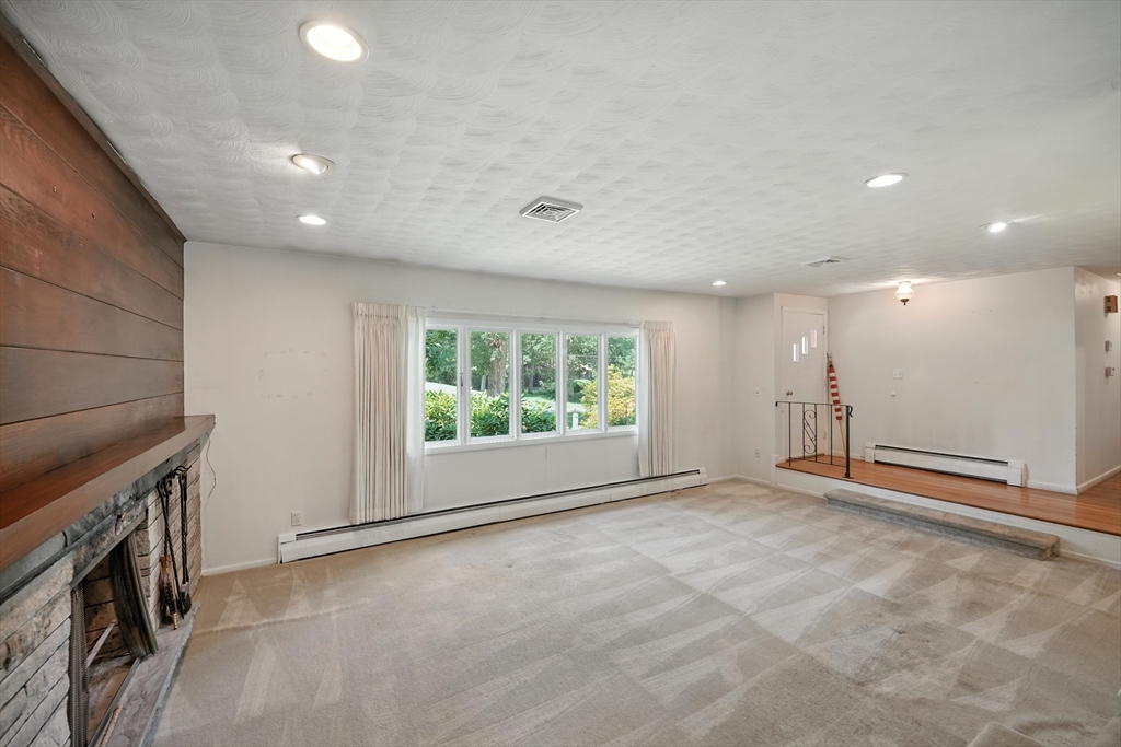 5 Ashwood Road Acton, MA 01720 - Photo 8 of 25 Gallery Image 8