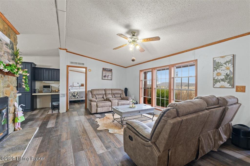 1908 Blue Level Road Bowling Green, KY 42101 - Photo 6 of 32 1283424-9c864ebd-bfae-4079-b635-f8346734