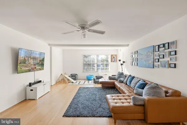 $410,000 | 7661 Provincial Drive, Unit 305, McLean, VA 22102